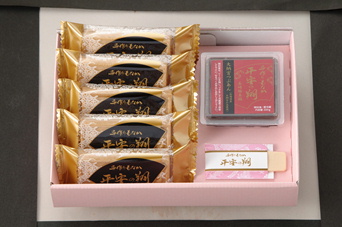 「大納言つぶあん200ｇ」「最中×5組」